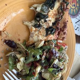 Tuscan Salad w/ tomato vinaigrette & 1/2 eaten spinach feta pizza (lordie- I was devouring this before I remember a pic!!)