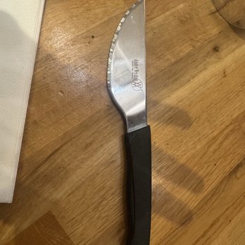 Pizza e Mozza - Big knife! - Pizza Near Me - Paris, 75