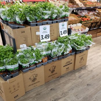 Lidl - Larger than the East Rockaway store. - Grocery Near Me - Franklin Square, New York