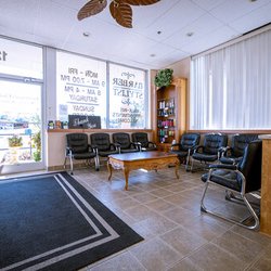 Gentlemen's Choice Barber-Stylists