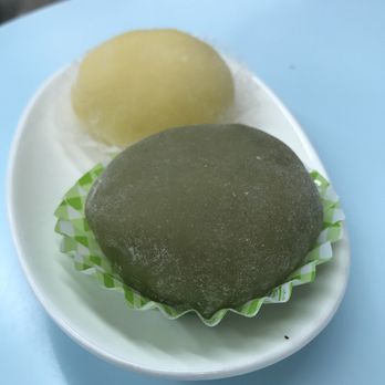 Sasaki Fine Pastry - Mango Cream and Matcha Mochi - Patisserie/Cake Shop Near Me - Markham, Ontario