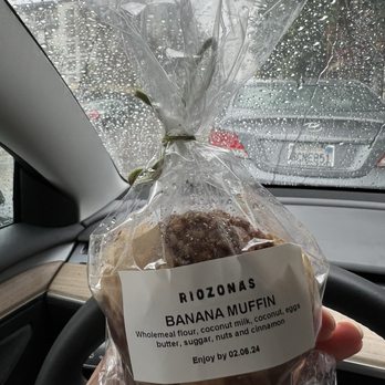 RioZonas Açaí - NoHo - Banana muffin - Juice Bars & Smoothies Near Me - North Hollywood, California RioZonas Açaí - NoHo - Banana muffin - Juice Bars & Smoothies Near Me - North Hollywood, California