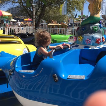 Rodeo Austin - One of the 3 rides for kids under 36 inches AKA Do NOT buy a wristband for them - Rodeo Near Me - Austin, Texas