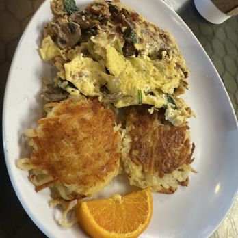 Two Chicks - Red Chick Scramble ?? - Breakfast & Brunch Near Me - Reno, Nevada