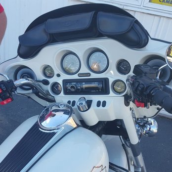 County Line Custom & Collision - 2002 HD Electra Glide Police bike. Inner fairing matched perfectly WITHOUT benefit of color code. - Body Shops Near Me - Maple Park, Illinois