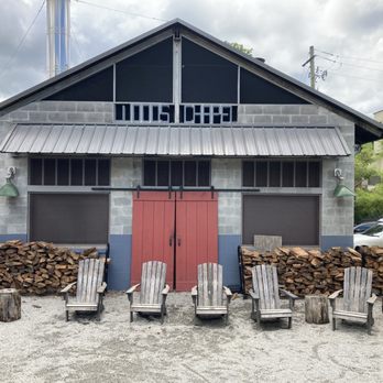 Wood's Chapel BBQ - Outdoor Seating and Smokehouse (?) - Barbeque Near Me - Atlanta, Georgia Wood's Chapel BBQ - Outdoor Seating and Smokehouse (?) - Barbeque Near Me - Atlanta, Georgia