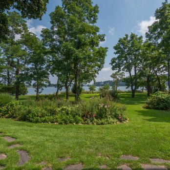 Homes By Mara Realty - Bayville Waterfront $1,899,000 - Real Estate Agents Near Me - Syosset, New York Homes By Mara Realty - Bayville Waterfront $1,899,000 - Real Estate Agents Near Me - Syosset, New York