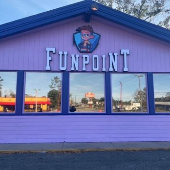 Fun Point - Front of the building - Arcades Near Me - Starke, Florida