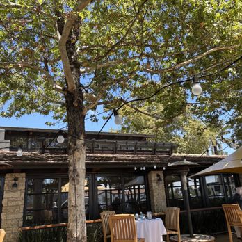 Gulfstream - The vibe - New American Near Me - Newport Beach, California