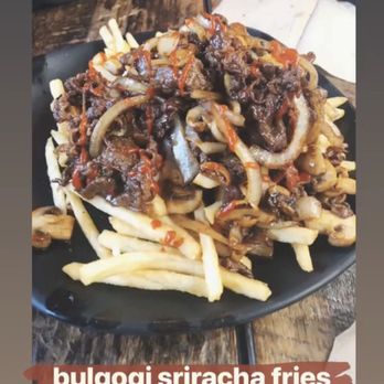 Hiccups Veo Cafe - Bulgogi Fries w/ Sriracha - Asian Fusion Near Me - Carson, California Hiccups Veo Cafe - Bulgogi Fries w/ Sriracha - Asian Fusion Near Me - Carson, California