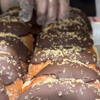 La Forêt - Royal Oak - Donuts Near Me - Burnaby, British Columbia La Forêt - Royal Oak - Donuts Near Me - Burnaby, British Columbia