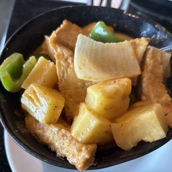 JP's Asian Bistro - Pineapple Curry - Asian Fusion Near Me - Littleton, Colorado JP's Asian Bistro - Pineapple Curry - Asian Fusion Near Me - Littleton, Colorado