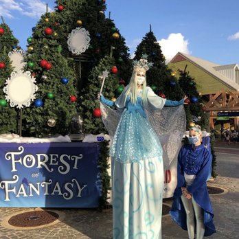 Christmas In The Wild - Christmas in the Wild Holiday Event, Nov 27 to Dec 30, Zoo Tampa Lowry Park, Tampa - Festivals Near Me - Tampa, Florida Christmas In The Wild - Christmas in the Wild Holiday Event, Nov 27 to Dec 30, Zoo Tampa Lowry Park, Tampa - Festivals Near Me - Tampa, Florida