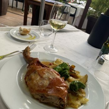 Venta de Aires - Piglet roasted - crispy skin - tasty! - Spanish Near Me - Toledo, TO