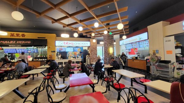 H Mart Lynnwood by null