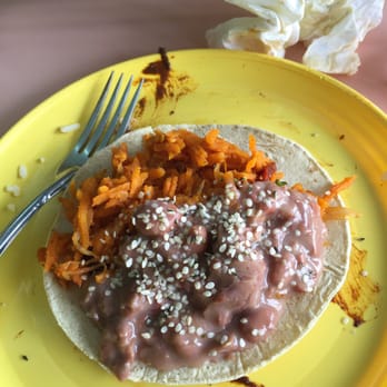 Veguisima - Tinga de zanahoria taco. Vegan styling a on traditional Mexican flavors - Vegan Near Me - Ciudad de México, DIF Veguisima - Tinga de zanahoria taco. Vegan styling a on traditional Mexican flavors - Vegan Near Me - Ciudad de México, DIF