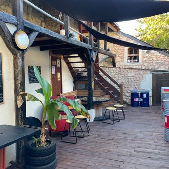 Le Barbier Club - Terrasse - Barbers Near Me - L'Île-Bouchard, 37 Le Barbier Club - Terrasse - Barbers Near Me - L'Île-Bouchard, 37