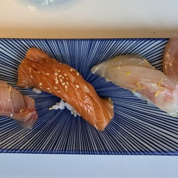 Butterfish Sushi - Deluxe omkase set sushi round 1 (I ate one before photo) - Sushi Bars Near Me - Rutherford, New Jersey