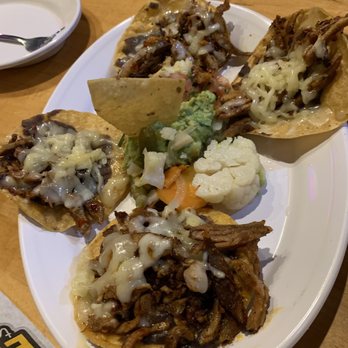 El Tizoncito - Half order of pastor nachos - Mexican Near Me - Dallas, Texas El Tizoncito - Half order of pastor nachos - Mexican Near Me - Dallas, Texas