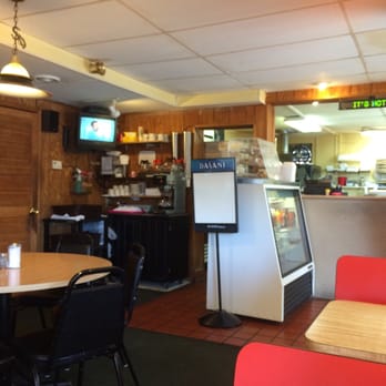 Nick's Restaurant and Pizza - Inside of nicks - Pizza Near Me - Lancaster, Ohio Nick's Restaurant and Pizza - Inside of nicks - Pizza Near Me - Lancaster, Ohio