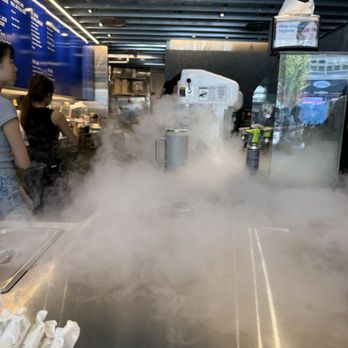 Mister Artisan Ice Cream - Ice Cream & Frozen Yogurt Near Me - Vancouver, British Columbia