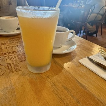 Doggi's Arepa Bar - Jugo de Naranja - Venezuelan Near Me - Miami, Florida