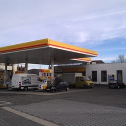 Shell & Dea Oil