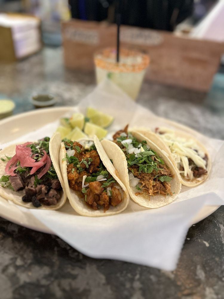 Tacos Chiwas