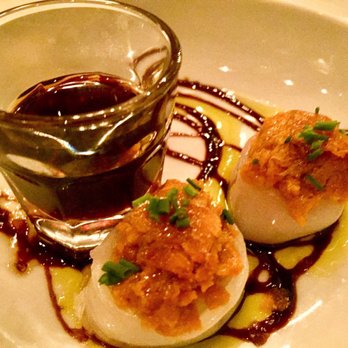 La Perla d'Oro - Uni & squid gunkans - Japanese Near Me - Milan, Michigan