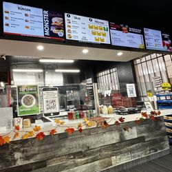 Grillies - Menu and front desk