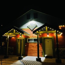 Juke Lake Motel room entrances Juke Lake Motel room entrances