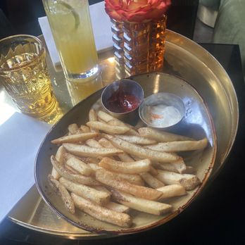 Shanklin Hall - Fries - Social Clubs Near Me - Washington, DC, District of Columbia