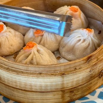Boston Soup Dumplings - Steamed Pork Soup Dumplings W.crab Meat(6) 蟹粉小笼包(6) - Chinese Near Me - Boston, Massachusetts