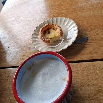 Lucky Catskills - Latte and Macau egg tart - Cafes Near Me - Tannersville, New York Lucky Catskills - Latte and Macau egg tart - Cafes Near Me - Tannersville, New York