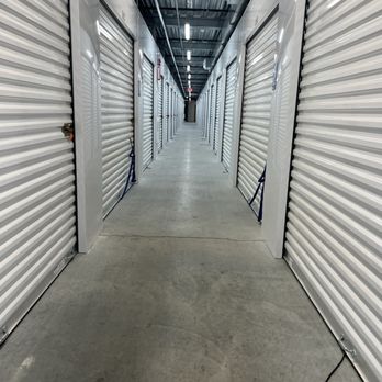 Moove In Self Storage - Self Storage Near Me - Norwich, Connecticut