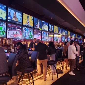 Circa - Loved this bar huge  and fun atmosphere - Casinos Near Me - Las Vegas, Nevada