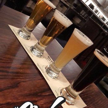 Wildfire - Beer flight - American Near Me - Chicago, Illinois