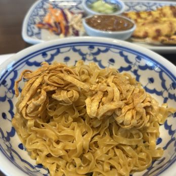 Sisters Thai Kitchen - Khao Soi - Thai Near Me - Roseville, California Sisters Thai Kitchen - Khao Soi - Thai Near Me - Roseville, California