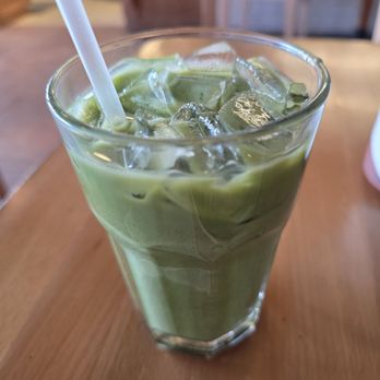 Beloved's Bakery & Cafe - Iced Matcha Latte w/Oatmilk - Bakeries Near Me - Reno, Nevada