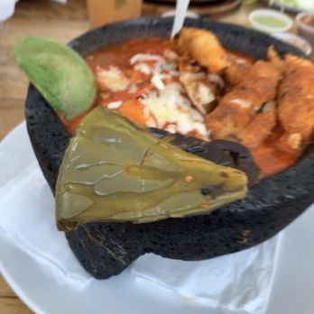 Los Agaves - Tacos Near Me - Santa Barbara, California