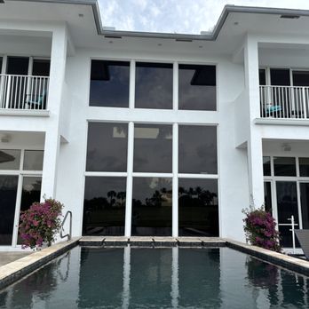 Clear Wash Window Cleaning  - Window cleaning in Boca Raton Florida - Window Washing Near Me - Pompano Beach, Florida