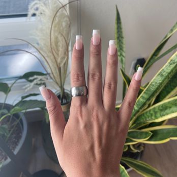 Polish House - Gel x nails chrome French tip - Nail Salons Near Me - Sacramento, California Polish House - Gel x nails chrome French tip - Nail Salons Near Me - Sacramento, California