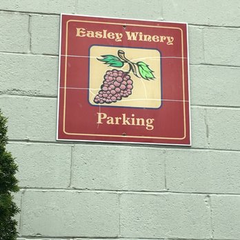 Easley Winery - Free parking - Wineries Near Me - Indianapolis, Indiana Easley Winery - Free parking - Wineries Near Me - Indianapolis, Indiana
