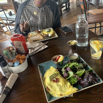 First Watch - Breakfast & Brunch Near Me - Troy, Michigan