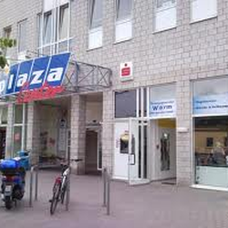 Plaza-Center
