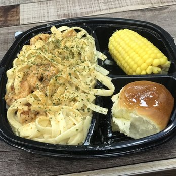 Sam's Seafood & Grill - Yummy Shrimp fettuccine, fresh corn and soft roll - Seafood Near Me - Pensacola, Florida Sam's Seafood & Grill - Yummy Shrimp fettuccine, fresh corn and soft roll - Seafood Near Me - Pensacola, Florida