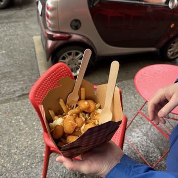 BeaverTails - Victoria - Poutine - Desserts Near Me - Victoria, British Columbia