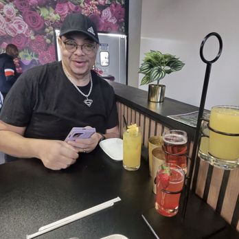 Toast It Iz - Mimosa Flight - American Near Me - Huntsville, Alabama