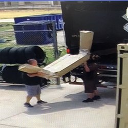 UPS Customer Center - Package getting loaded into UPS truck
