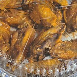 Panico's Neighborhood Grill & Sports Tavern - Garlic hot wings